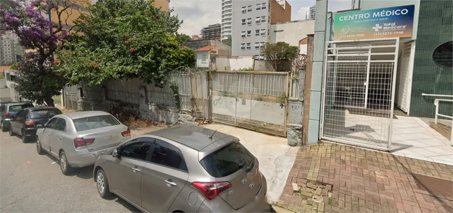 Terreno à venda em Liberdade – SP