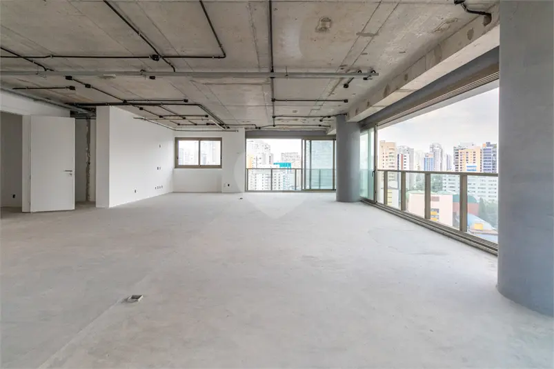 Apartamento com 4 quartos à venda em Vila Nova Conceição – SP