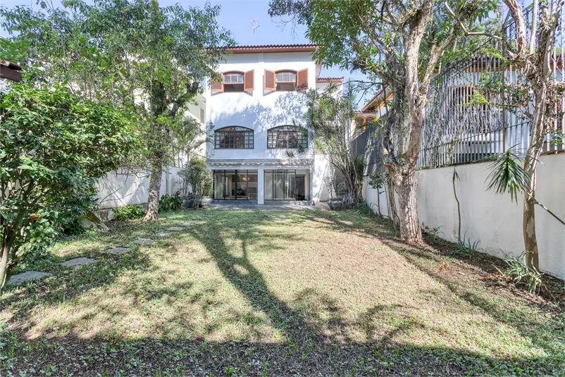 Casa com 4 quartos à venda em Alto da Boa Vista – SP