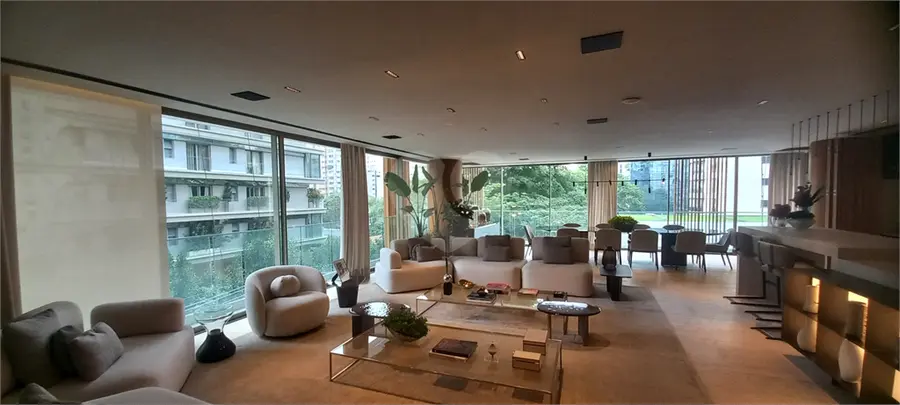 Apartamento com 4 quartos à venda em Itaim Bibi – SP
