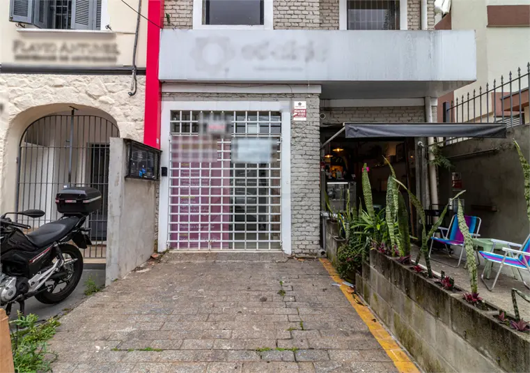 Sobrado com 1 quarto à venda ou para alugar em Bela Vista – SP