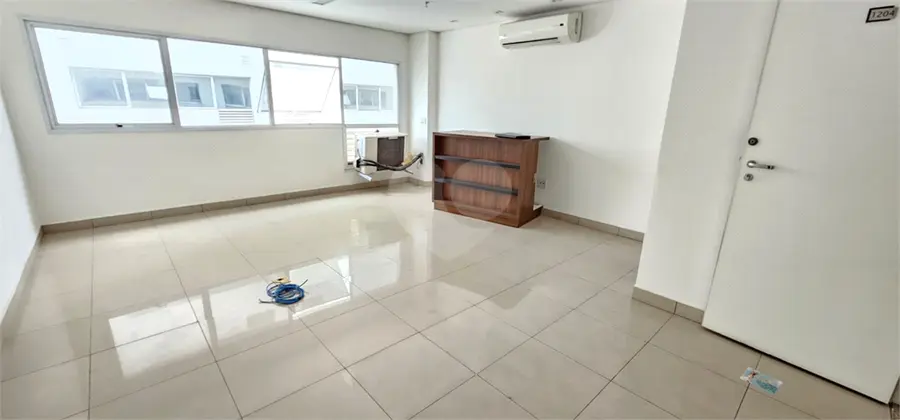 Salas à venda ou para alugar em Barra Funda – SP