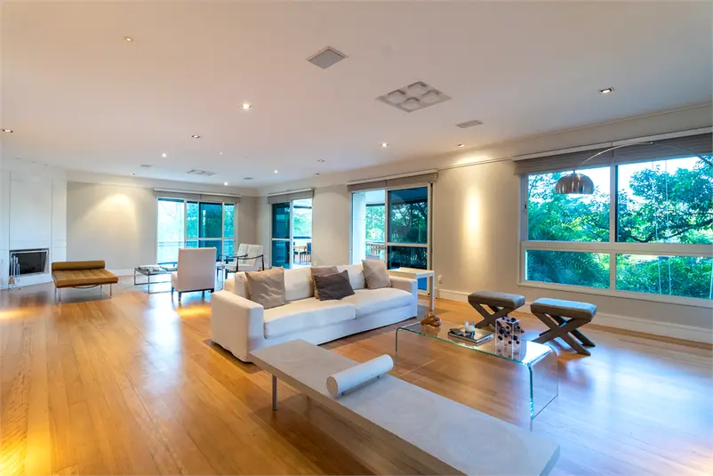 Apartamento com 5 quartos à venda em Moema – SP