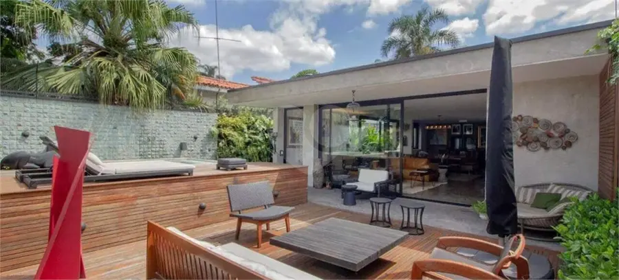 Casa com 2 quartos à venda em Alto de Pinheiros – SP