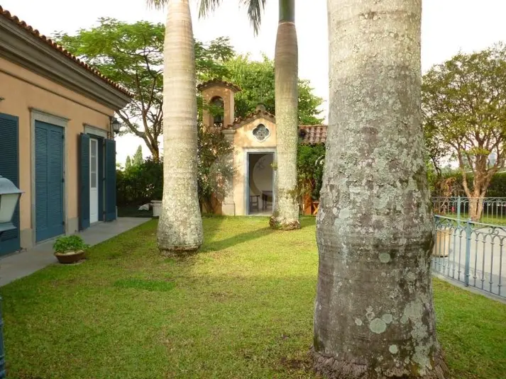 Casa com 4 quartos à venda em Real Parque – SP