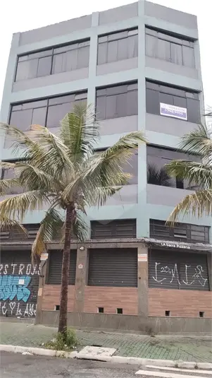 Prédio inteiro à venda ou para alugar em Barra Funda – SP