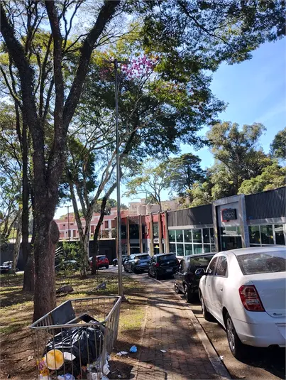 Salão Comercial para alugar em Horto Florestal – SP