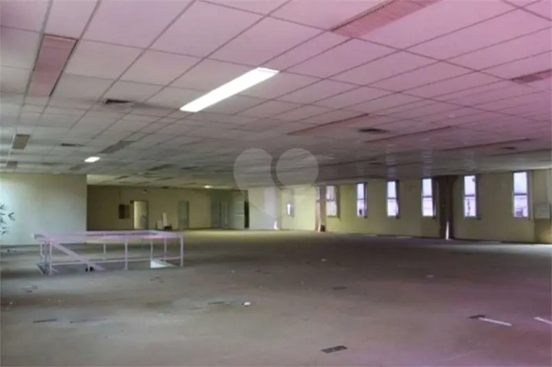 Prédio inteiro à venda em Santo Amaro – SP