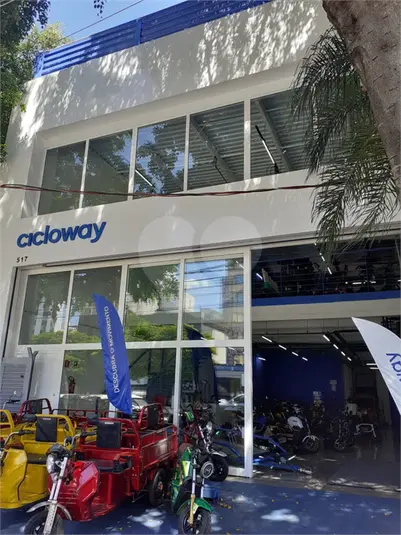 Prédio inteiro à venda ou para alugar em Pinheiros – SP