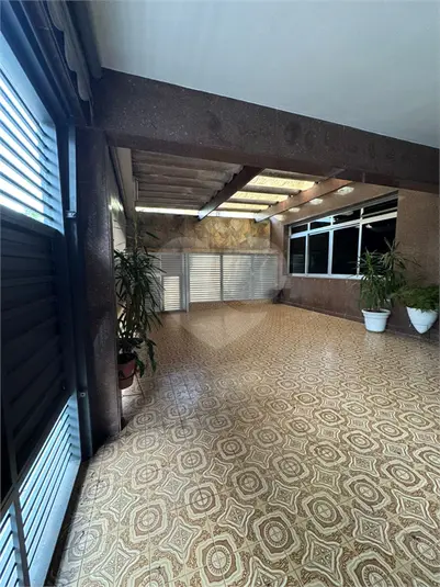 Sobrado com 3 quartos para alugar em Campo Belo – SP
