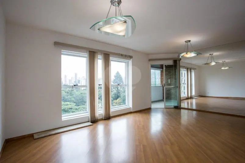 Apartamento com 4 quartos à venda em Morumbi – SP