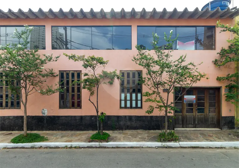 Sobrado com 1 quarto à venda ou para alugar em Santo Amaro – SP