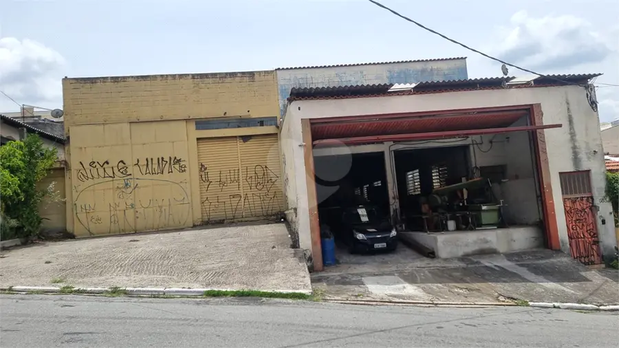 Galpão à venda ou para alugar em Vila Matilde – SP