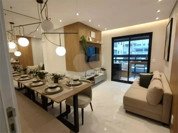 Apartamento com 2 quartos para alugar em Aclimação – SP