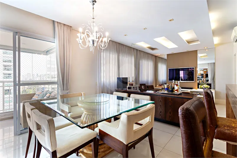 Apartamento com 3 quartos à venda em Vila Olímpia – SP
