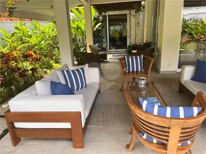 Casa com 4 quartos à venda em Vila Inah – SP