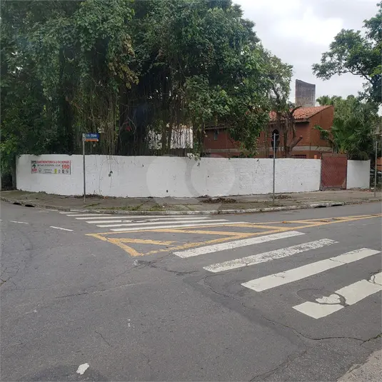 Terreno à venda em Morumbi – SP