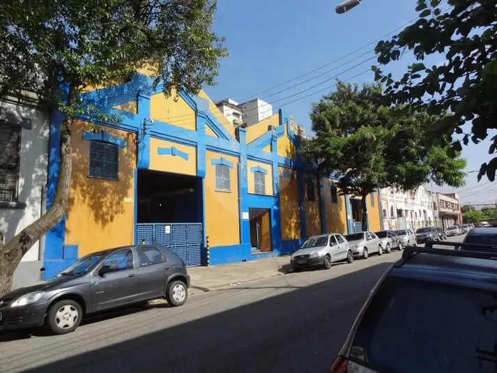 Galpão à venda em Barra Funda – SP