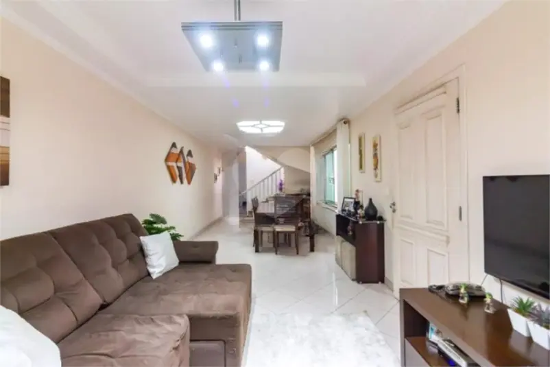 Casa com 3 quartos à venda em Vila Yara – SP