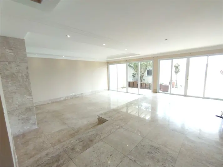 Casa com 4 quartos à venda em Butantã – SP