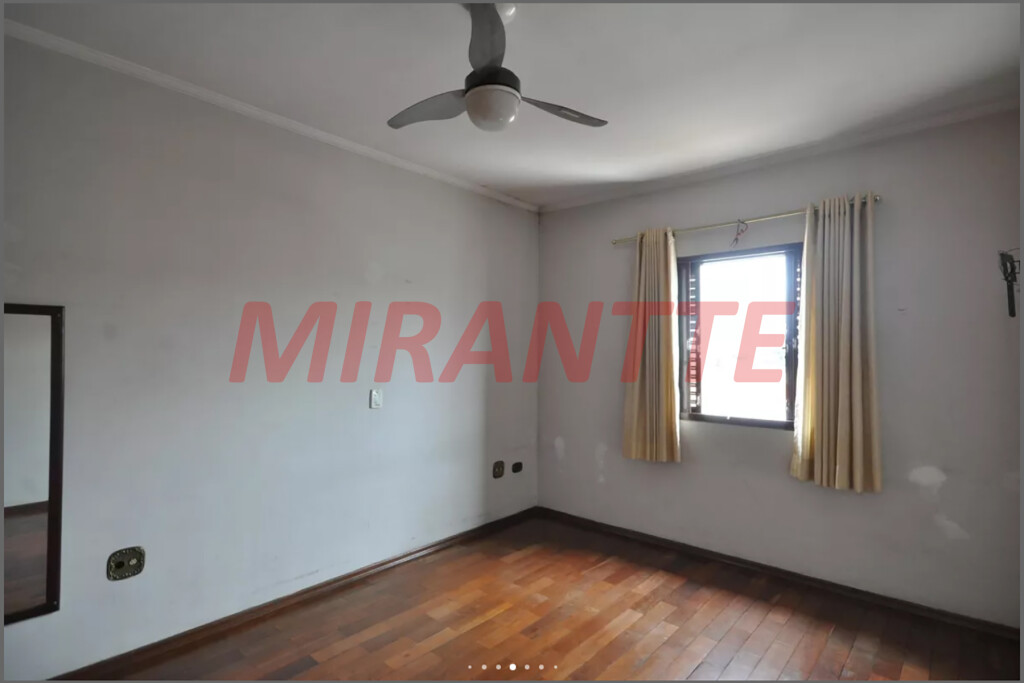 Sobrado de 155m² com 3 quartos em Vila Nova Mazzei