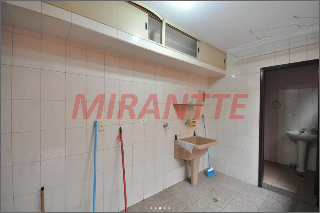 Sobrado de 155m² com 3 quartos em Vila Nova Mazzei