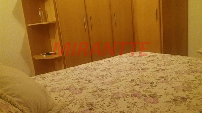 Cond. fechado de 218m² com 3 quartos em Jardim França