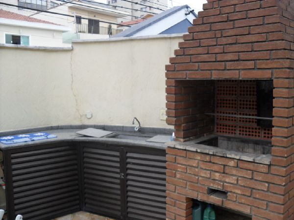 Cond. fechado de 218m² com 3 quartos em Jardim França