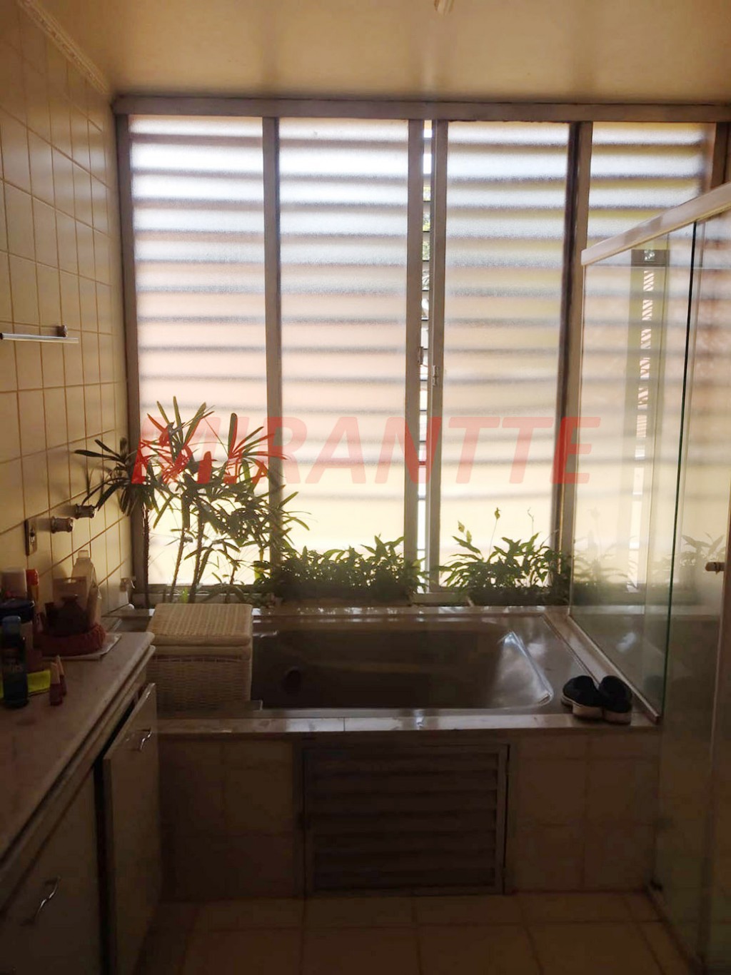 Sobrado de 600m² com 4 quartos em Jardim São Bento