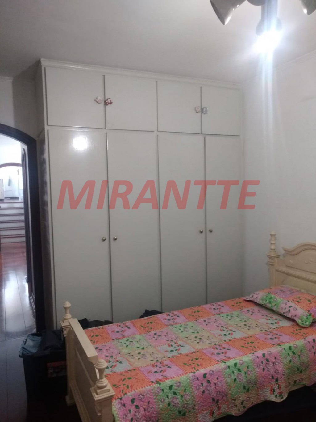 Sobrado de 600m² com 4 quartos em Jardim São Bento