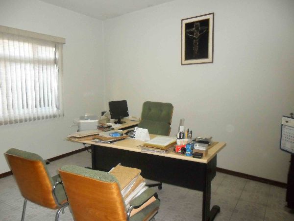 Comercial de 183m² em Vila Medeiros