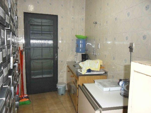 Comercial de 183m² em Vila Medeiros