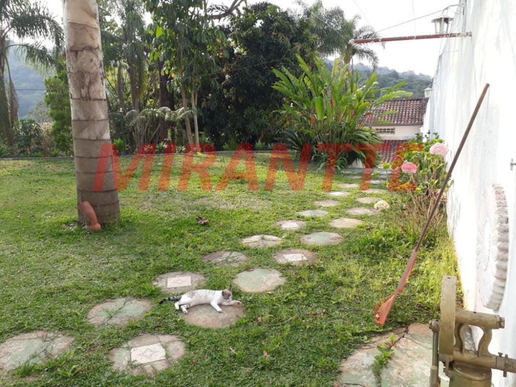 Sobrado de 400m² com 3 quartos em Serra da Cantareira