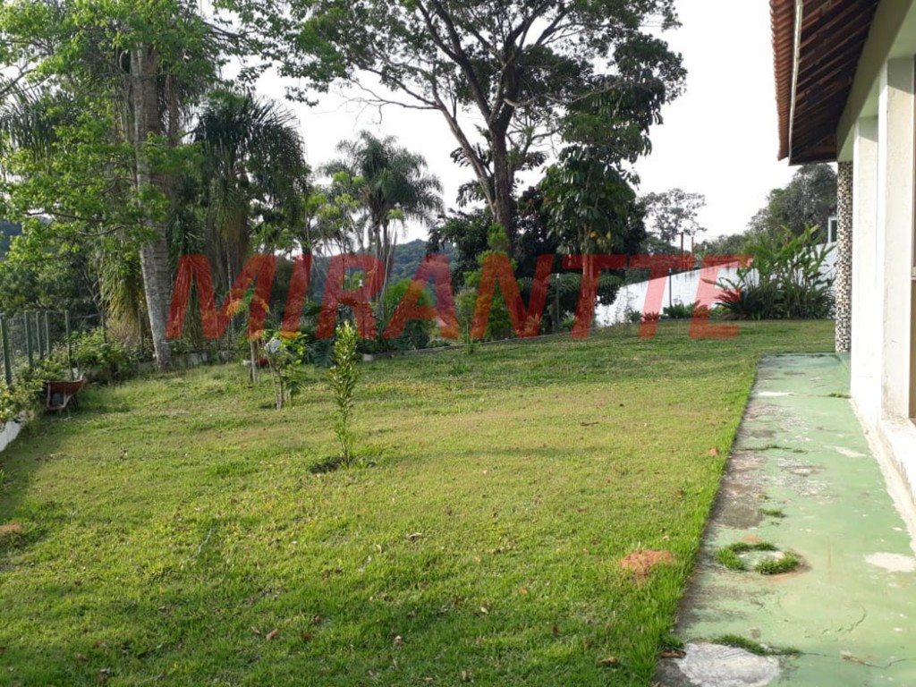 Sobrado de 400m² com 3 quartos em Serra da Cantareira
