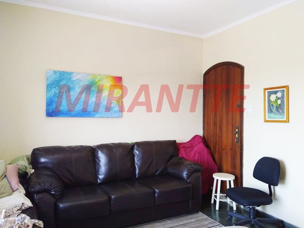 Sobrado com 3 quartos em Vila Nova Mazzei