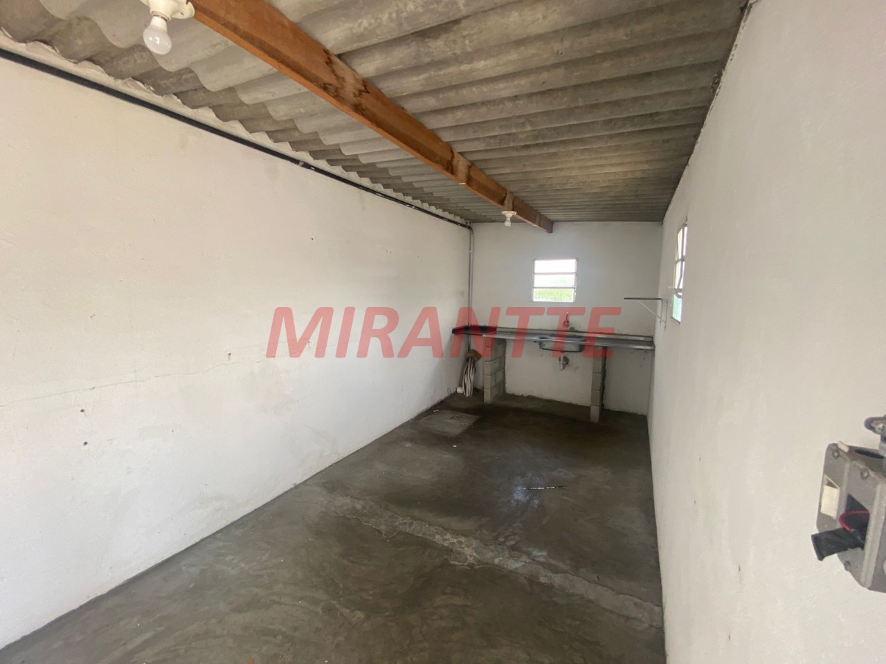 Comercial de 438m² em Santana