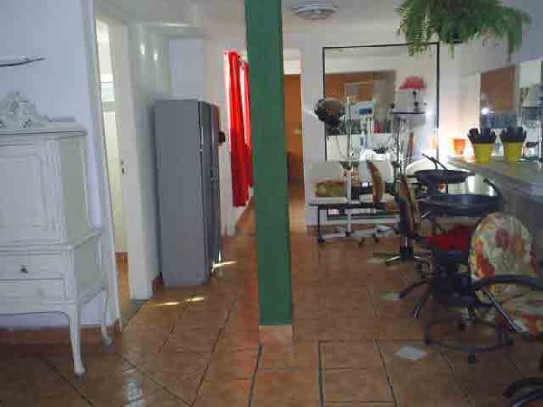 Sobrado de 104m² com 4 quartos em Água Fria