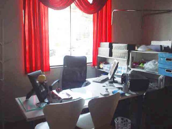 Sobrado de 104m² com 4 quartos em Água Fria