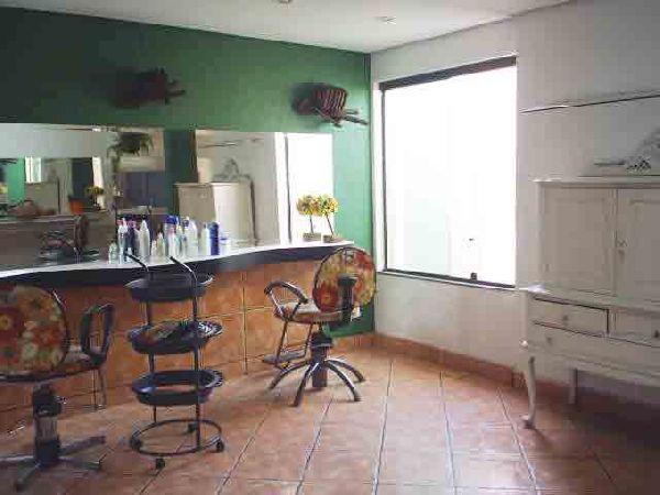 Sobrado de 104m² com 4 quartos em Água Fria
