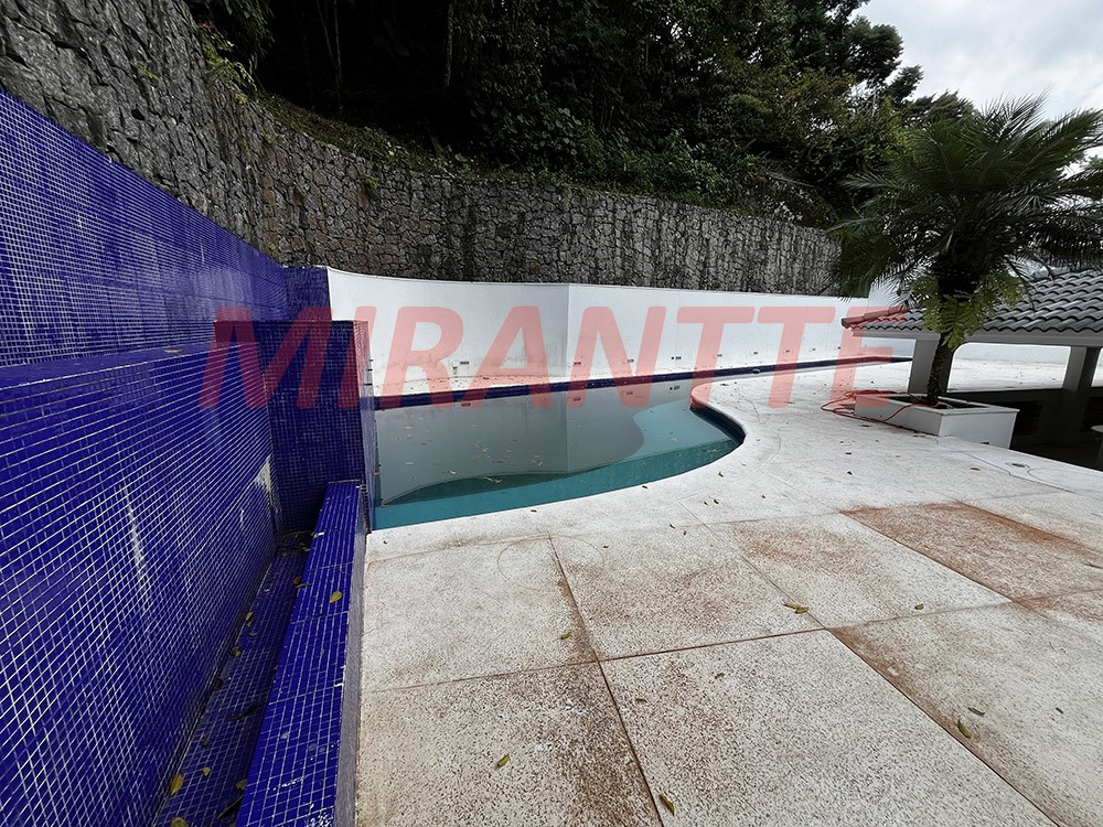 Sobrado de 1040m² com 4 quartos em Jardim Ibiratiba
