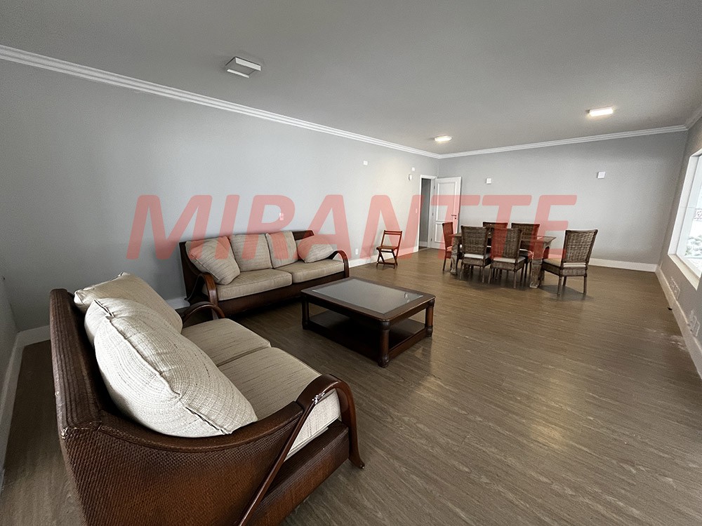 Sobrado de 1040m² com 4 quartos em Jardim Ibiratiba