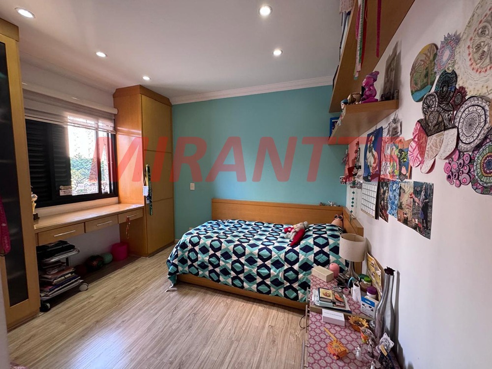 Apartamento de 130m² com 3 quartos em Santana