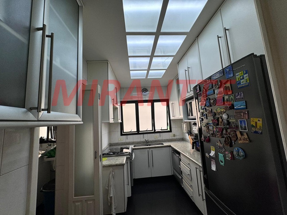 Apartamento de 130m² com 3 quartos em Santana