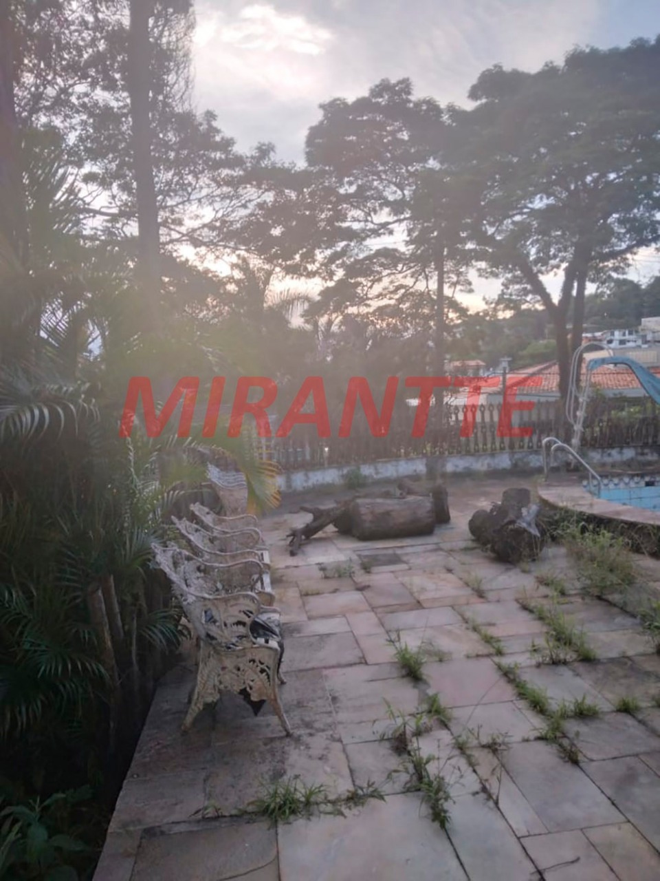 Sobrado de 500m² com 5 quartos em Jardim Bibi
