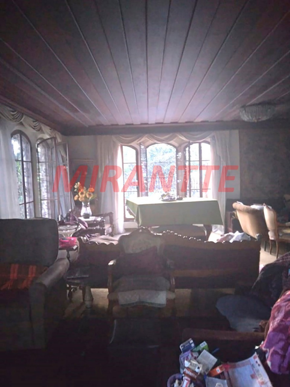Sobrado de 500m² com 5 quartos em Jardim Bibi