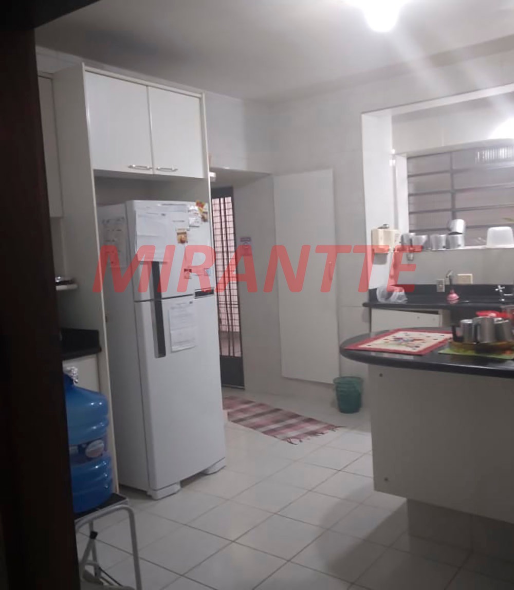 Sobrado de 500m² com 5 quartos em Jardim Bibi