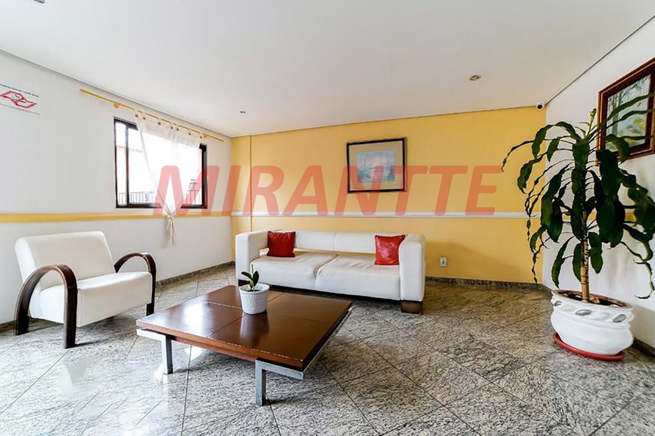 Apartamento com 2 quartos em Vila Mazzei