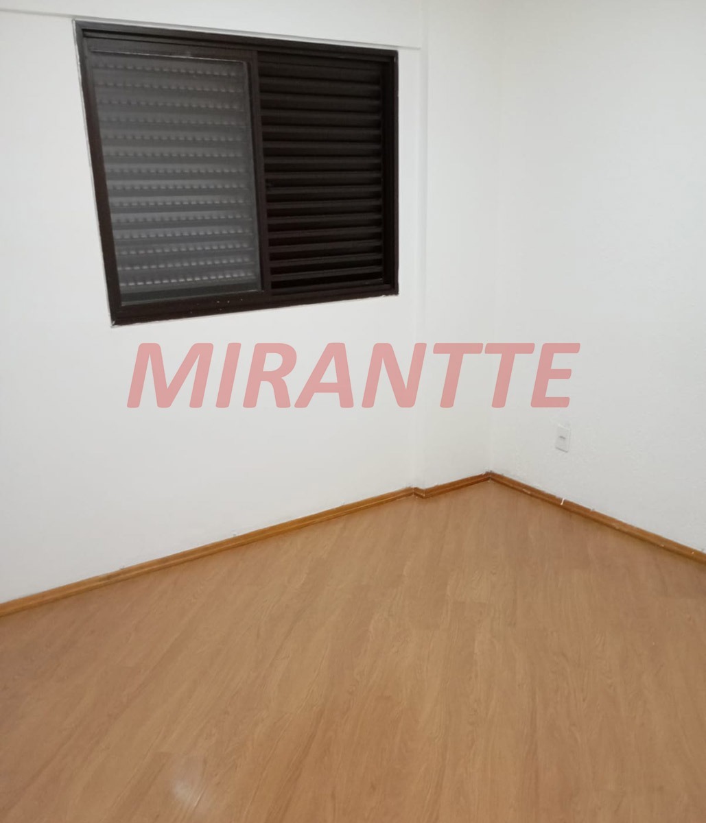Apartamento com 2 quartos em Vila Mazzei