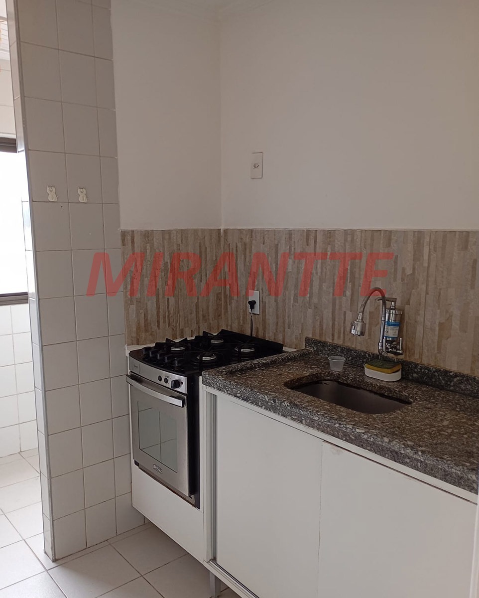 Apartamento com 2 quartos em Vila Mazzei