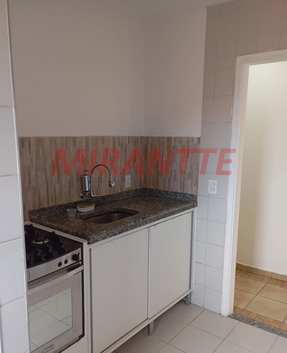 Apartamento com 2 quartos em Vila Mazzei